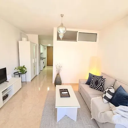 Apartamento Luminoso Estudio En *